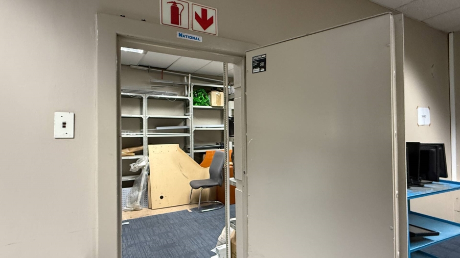 Commercial Property for Sale in De Waterkant Western Cape